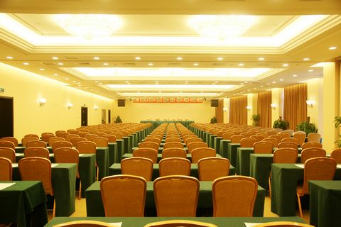 郑州起薪文化传播 星级酒店与专业会议服务的一站式解决方案